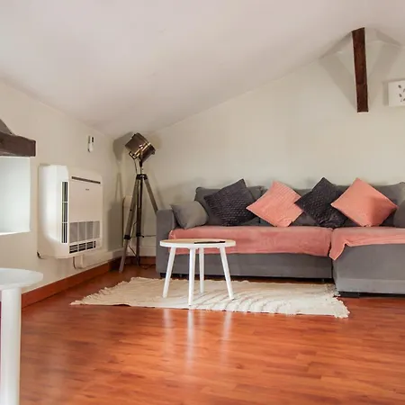 Chez Leopold Et Anais Au Cœur D Appartement